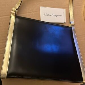 Ferragamo crossbody bag (S)
